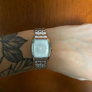 Bulova watch women’s